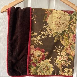 {Waverly} Ballard Bouquet Sepia Standard Pillow Shams